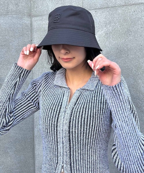 ENVYM（アンビー）の「2WAYバケットハット（ハット・レディース・ブラック/ベージュ・FREE）」の7枚目の写真