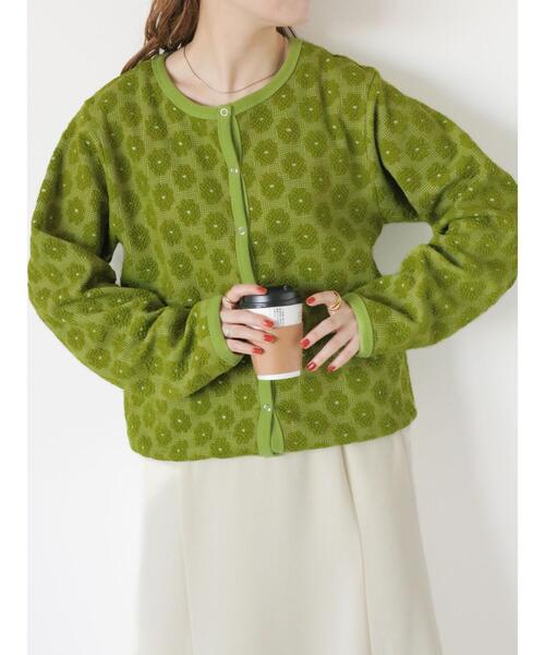 ehka sopo（エヘカソポ）の「花膨れジャカードリングドットカーディガン（カーディガン/ボレロ・レディース・ブラック/グリーン/ブルー・F）」の2枚目の写真