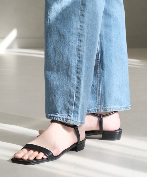 AmiAmi（アミアミ）の「【2026春夏再販！】片手でサッと3秒！ゴムストラップスクエアトゥサンダル（サンダル・レディース・ブラック/ブロンズ/シルバー/アイボリー/グレイッシュベージュ/ブルー/オレンジ/ブラウン系その他/ゴールド/ブラック系その他/バーガンディー/ライム・S/M/LL/L/3L）」の16枚目の写真