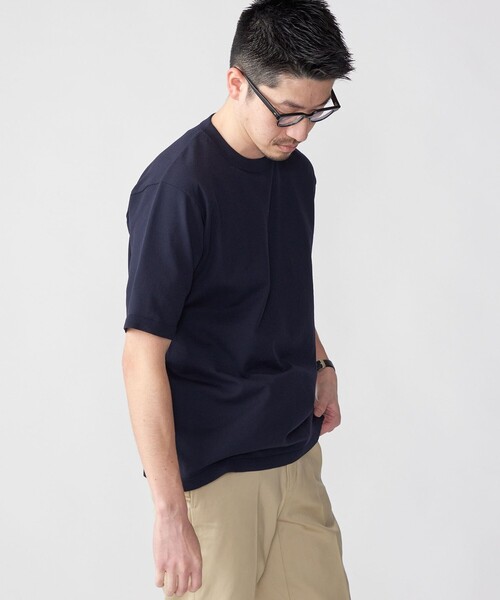 SHIPS(シップス)の「SHIPS:〈 洗濯機可能〉18ゲージ ポリエステル ライト リラックス ニット Tシャツ(Tシャツ/カットソー・メンズ・ブラウン/ネイビー/ライトグレー/スモークピンク・X-LARGE/LARGE/MEDIUM/SMALL)」の4枚目の写真