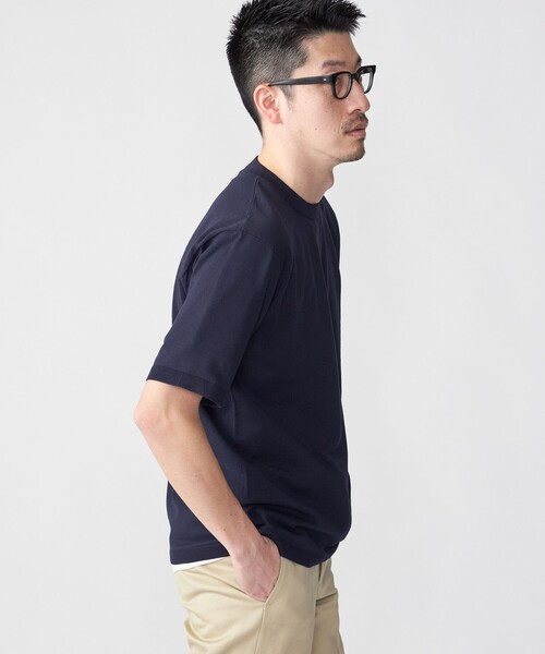 SHIPS(シップス)の「SHIPS:〈 洗濯機可能〉18ゲージ ポリエステル ライト リラックス ニット Tシャツ(Tシャツ/カットソー・メンズ・ブラウン/ネイビー/ライトグレー/スモークピンク・X-LARGE/LARGE/MEDIUM/SMALL)」の16枚目の写真