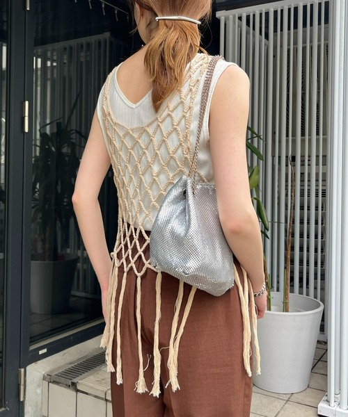 WILLOW（ウィロー）の「【willow】マクラメフリンジベスト（ベスト・レディース・ブラック/ベージュ・ONE SIZE）」の5枚目の写真