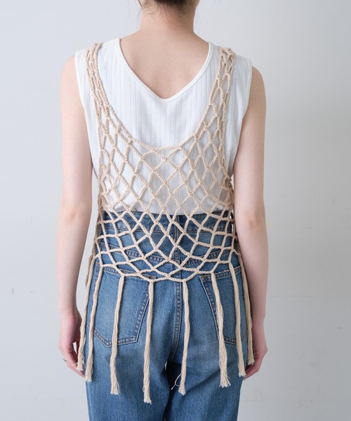 WILLOW（ウィロー）の「【willow】マクラメフリンジベスト（ベスト・レディース・ブラック/ベージュ・ONE SIZE）」の14枚目の写真