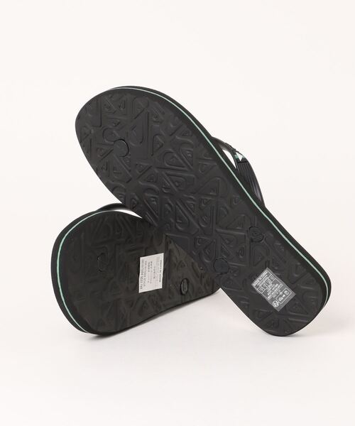 Quiksilver（クイックシルバー）の「QUIKSILVER クイックシルバー MOLOKAI ART 2 メンズビーチサンダル トロピカル柄(モロカイアート2)（サンダル・メンズ・ブラック×ホワイト/モスグリーン/ブラック・26.0cm/27.0cm/28.0cm/25.0cm）」の5枚目の写真