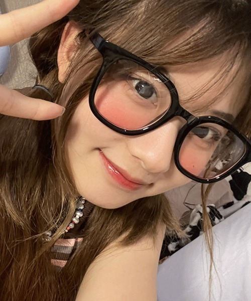 Miniministore(ミニミニストア)の「伊達メガネ すっぴんメイク眼鏡レディース(メガネ・レディース・ブラック/ホワイト・FREE)」の4枚目の写真