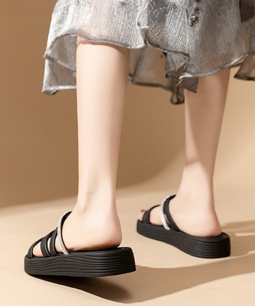 Miniministore（ミニミニストア）の「ストラップサンダル ミュールサンダル 夏（サンダル・レディース・ブラック/アイボリー・22.5cm/25.0cm/24.5cm/24.0cm/23.5cm/23.0cm）」の19枚目の写真