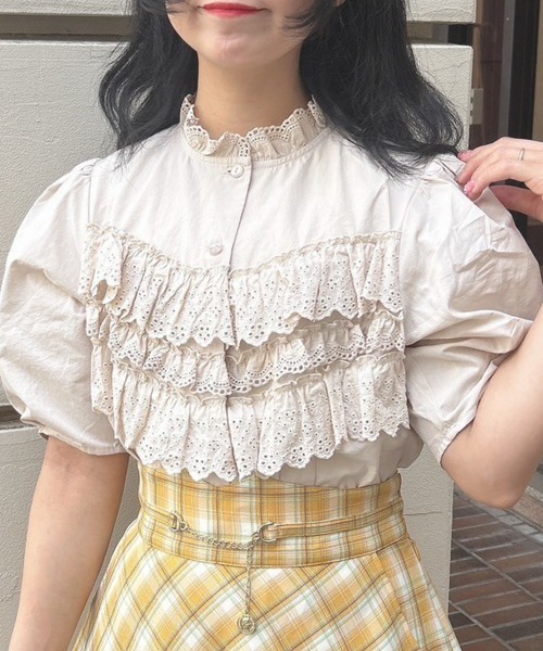 F i.n.t（フィント）の「ビスチェ風コットンレース使いブラウス/fint（シャツ/ブラウス・レディース・オフホワイト/ライトベージュ・FREE）」の2枚目の写真