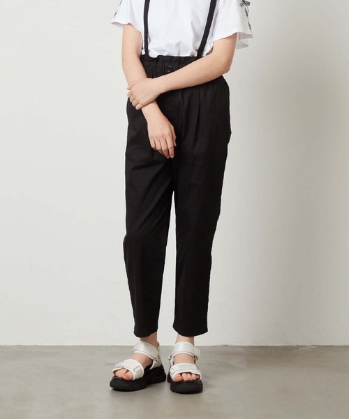 a.v.v（アーヴェヴェ）の「[140-150]サスペンダー付きテーパードパンツ（その他パンツ・キッズ・ブルー/ベージュ/ブラック・140/150）」の18枚目の写真