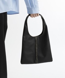 HARE（ハレ）の「SMALLサンカクトート(HARE)（トートバッグ）」