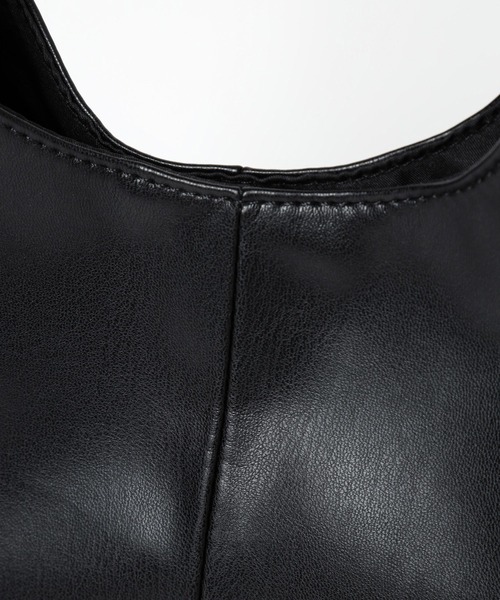 HARE(ハレ)の「SMALLサンカクトート(HARE)(トートバッグ・メンズ・ブラック系その他/ブラック/ブラック系その他2/ブラック系その他3・FREE)」の11枚目の写真