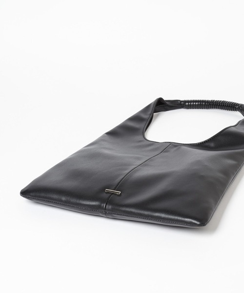 HARE(ハレ)の「SMALLサンカクトート(HARE)(トートバッグ・メンズ・ブラック系その他/ブラック/ブラック系その他2/ブラック系その他3・FREE)」の15枚目の写真