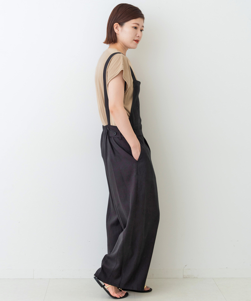 Spick & Span(スピックアンドスパン)の「麻レーヨンジップサロペット(サロペット/オーバーオール・レディース・ベージュ/ブラック・38/36)」の4枚目の写真