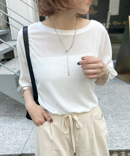 mystic（ミスティック）の「【5色展開】半袖シアーＴシャツ（Tシャツ/カットソー・レディース・ブラック/グレー/レッド/オフホワイト/ピンク・FREE）」の2枚目の写真