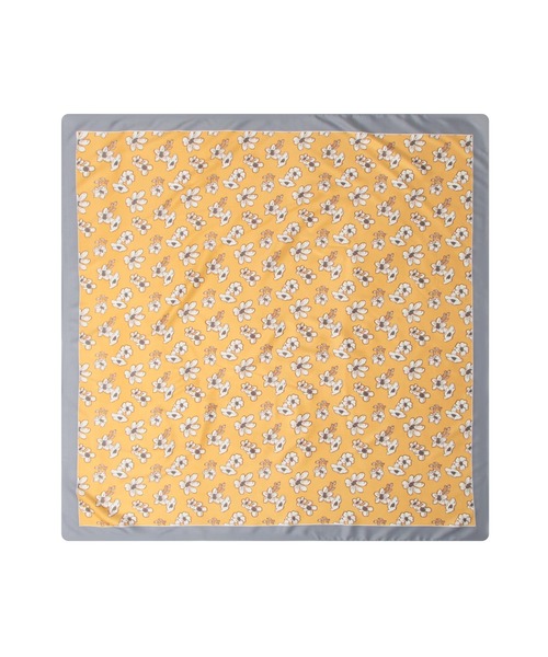 Julia Boutique（ジュリアブティック）の「90×90cmサイズ・ヴィンテージ風サテン生地スカーフ/100018（バンダナ/スカーフ・レディース・R/A/F/E/D/C/B/Q/P/O/N/M/L/K/J/I/H/G/T/S・ONE）」の15枚目の写真