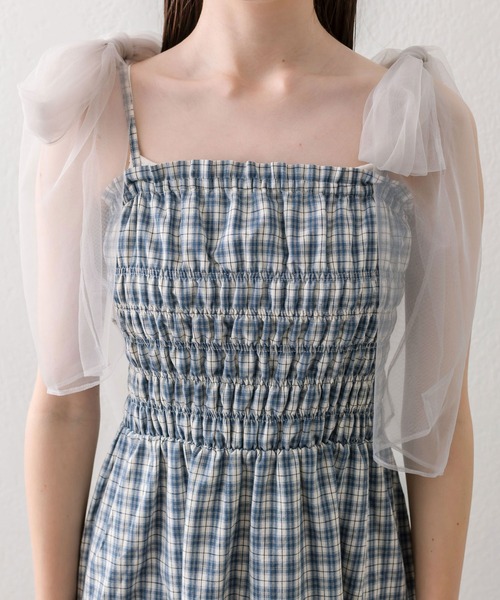 OLIVE des OLIVE（オリーブデオリーブ）の「チュールリボンシャーリングワンピース（ワンピース・レディース・オフホワイト/ブルー/ブラック/ブラウン・SMALL/MEDIUM）」の16枚目の写真