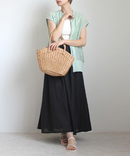 Emma（SELECT LEVERY）（エマ セレクトリベリー）の「シアーサッカーロングスカート（スカート・レディース・ホワイト/ブラック/ラベンダー/ベージュ/ブルー・LARGE/MEDIUM/X-LARGE）」の3枚目の写真