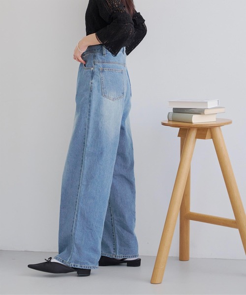 titivate(ティティベイト)の「ポケット加工ストレートデニムパンツ(デニムパンツ・レディース・グレー/ブルー・M/S)」の9枚目の写真