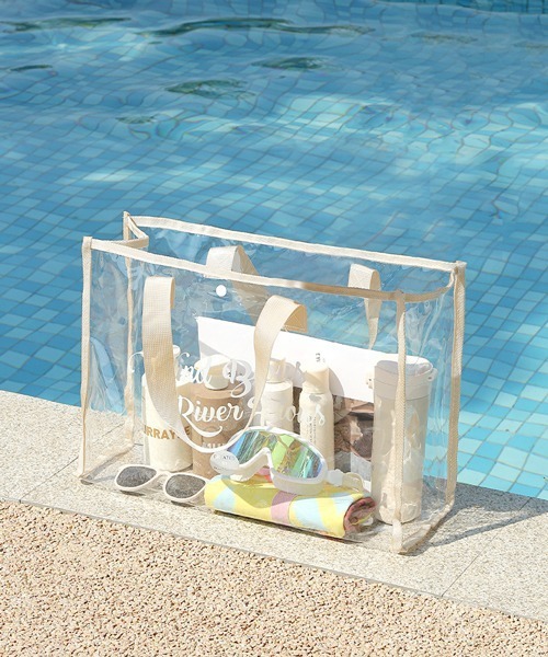 Pochi Pouch(ポチポーチ)の「Pochi Pouch/【大容量/PVC】 ビーチ プール バッグ(トートバッグ・レディース・アイボリー/ブラック/ネイビー/レッド・FREE)」の5枚目の写真