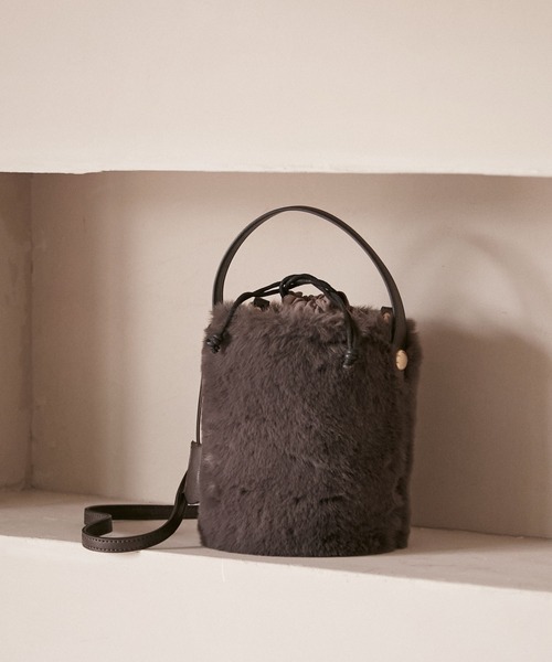 VIS（ビス）の「【2WAY】ふわふわエコファーショルダーバッグ（ショルダーバッグ・レディース・グレー系その他/オフホワイト・FREE）」の19枚目の写真