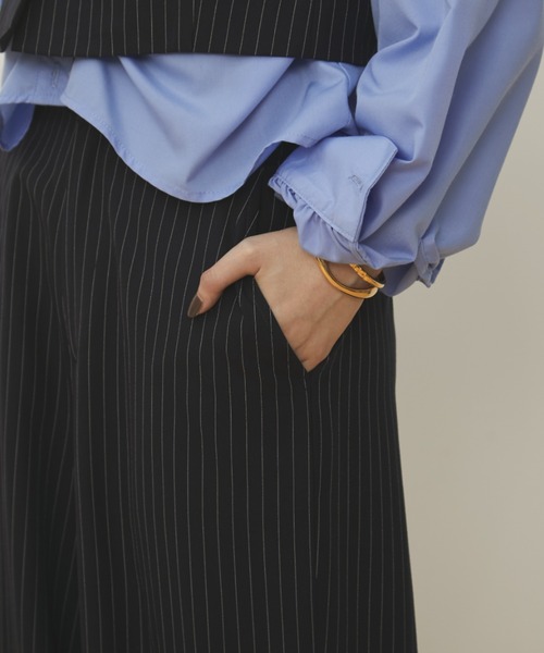 MERLOT（メルロー）の「ストライプワイドストレートスラックス/セットアップ着用可能（スラックス・レディース・ネイビー・FREE）」の12枚目の写真