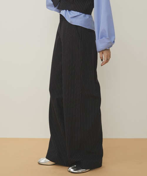 MERLOT（メルロー）の「ストライプワイドストレートスラックス/セットアップ着用可能（スラックス・レディース・ネイビー・FREE）」の14枚目の写真