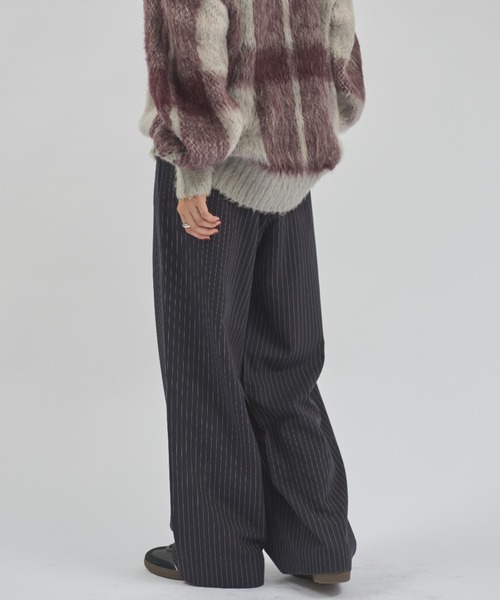 MERLOT（メルロー）の「ストライプワイドストレートスラックス/セットアップ着用可能（スラックス・レディース・ネイビー・FREE）」の20枚目の写真