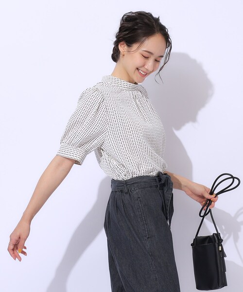 DRESKIP（ドレスキップ）の「◆【2WAY/無理せずキレイ】リボンが華やかさをプラスする 5分袖ブラウス（シャツ/ブラウス・レディース・ブラック系/ブルー系5/アイボリー系・03/02/04）」の5枚目の写真