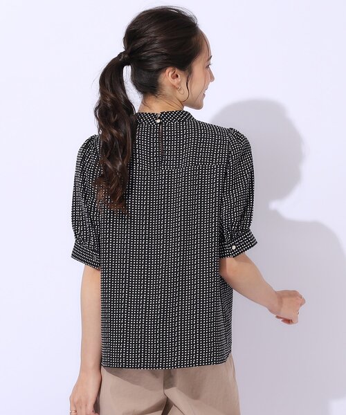 DRESKIP（ドレスキップ）の「◆【2WAY/無理せずキレイ】リボンが華やかさをプラスする 5分袖ブラウス（シャツ/ブラウス・レディース・ブラック系/ブルー系5/アイボリー系・03/02/04）」の12枚目の写真