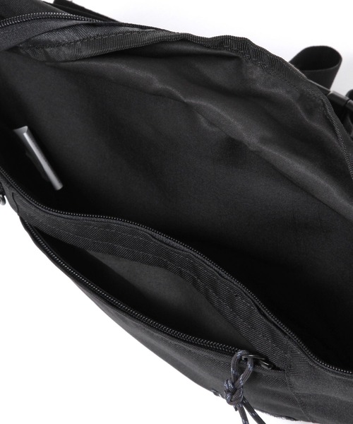 ボディバッグ・ウエストポーチ 黒 GLOBAL WORK（グローバルワーク）の「撥水ボディBAG/139258