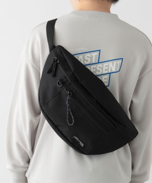 GLOBAL WORK（グローバルワーク）の「撥水ボディBAG/139258（ボディバッグ/ウエストポーチ・キッズ・ブラック・FREE）」の15枚目の写真