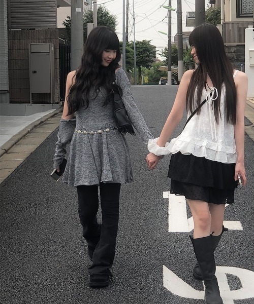 anyonemore(エニワンモア)の「フレアキャミワンピースボレロセット(ワンピース・レディース・グレー・FREE)」の11枚目の写真