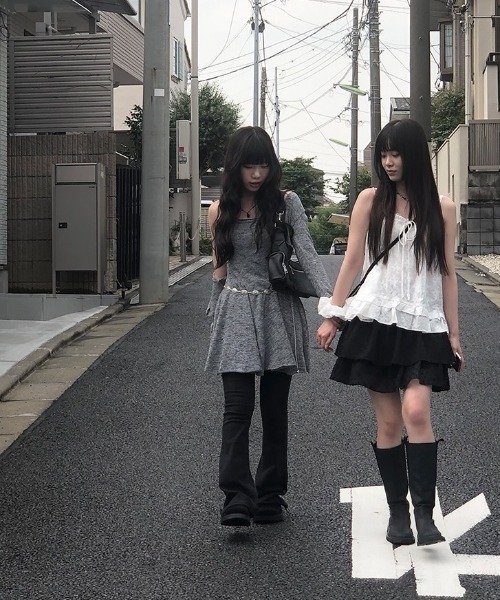 anyonemore(エニワンモア)の「フレアキャミワンピースボレロセット(ワンピース・レディース・グレー・FREE)」の12枚目の写真