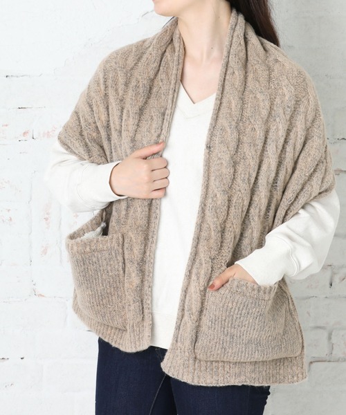 QUEENHEAD（クイーンヘッド）の「ポケット付きケーブルニットストール（ストール/ショール・レディース・グレー/ベージュ/アイボリー・FREE）」の10枚目の写真