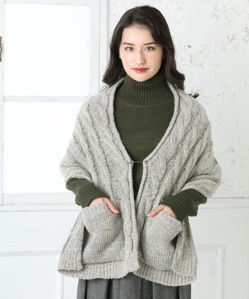 QUEENHEAD（クイーンヘッド）の「ポケット付きケーブルニットストール（ストール/ショール・レディース・グレー/ベージュ/アイボリー・FREE）」の13枚目の写真