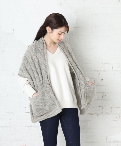 QUEENHEAD（クイーンヘッド）の「ポケット付きケーブルニットストール（ストール/ショール・レディース・グレー/ベージュ/アイボリー・FREE）」の19枚目の写真