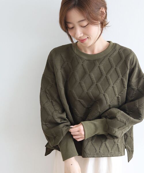 le.coeur blanc(ルクールブラン)の「《WEB限定アイテム》キルティング柄カットソー(Tシャツ/カットソー・レディース・ブラウン/カーキオリーブ/ブラック/アイボリー・38)」の4枚目の写真
