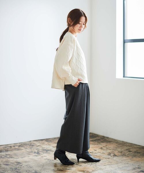 le.coeur blanc(ルクールブラン)の「《WEB限定アイテム》キルティング柄カットソー(Tシャツ/カットソー・レディース・ブラウン/カーキオリーブ/ブラック/アイボリー・38)」の11枚目の写真