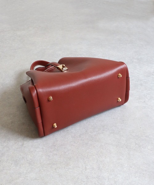 MIAN （ミアン）の「ひねり金具トートバッグ（トートバッグ・レディース・アイボリー/ブラック/ブラウン・FREE）」の7枚目の写真