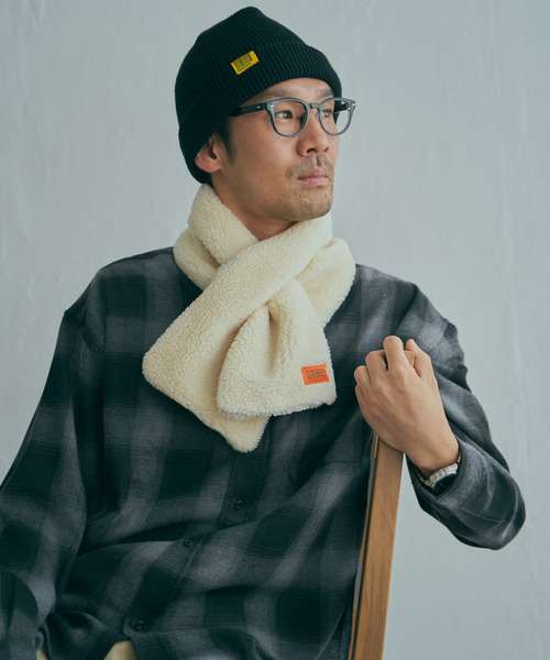 UNIVERSAL OVERALL（ユニバーサルオーバーオール）の「UNIVERSAL OVERALL ユニバーサルオーバーオール 差し込みボアマフラー（マフラー・メンズ・モカ/オフホワイト/グレー・FREE）」の15枚目の写真