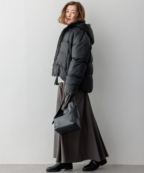 23区 S(ニジュウサンクチイサイサイズ)の「【洗える/撥水加工】シレータフタ コンパクト ダウンコート(ダウンジャケット/コート・レディース・ベージュ系/モスグリーン系/グレー系/ブラック系・32/34)」の15枚目の写真