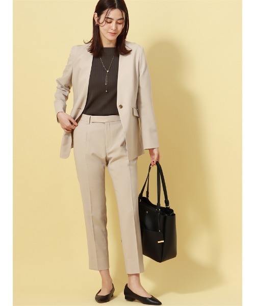 SUIT SQUARE(スーツスクエア)の「WEB限定 タックテーパードパンツ ウォッシャブル ストレッチ メランジトロピカル 無地(スーツパンツ・レディース・ブラック/グリーン/ベージュ・36(7号)/38(9号)/42(13号)/40(11号))」の10枚目の写真