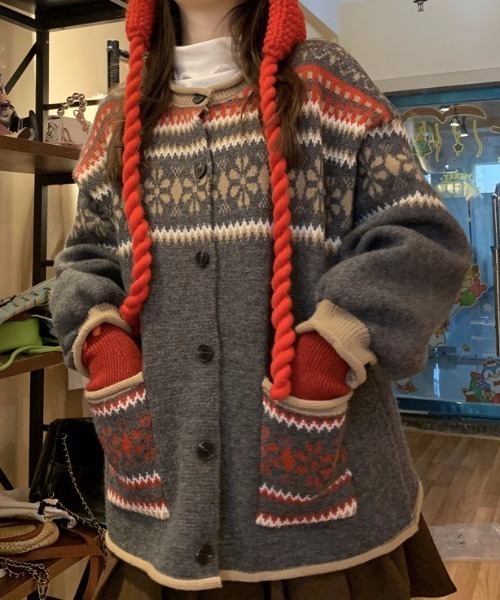 AsRiRe(アスリレイ)の「ノルディック柄 ロングニットカーディガン(カーディガン/ボレロ・レディース・ホワイト/ダークグレー・M)」の15枚目の写真