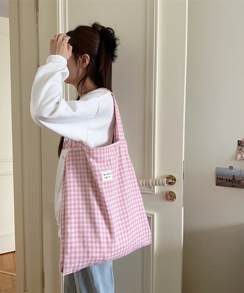 Mignonjour（ミニョンジュール）の「Mignonjour/ギンガムチェック トートバッグ M2571（トートバッグ・レディース・ブラウン/ピンク/レッド/イエロー・FREE）」の11枚目の写真