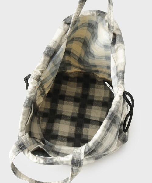 napron（ナプロン）の「【NAPRON】CHECK PATIENTS BAG（ハンドバッグ・メンズ・レッド系3/グレー系1/ブルー系1・00）」の9枚目の写真