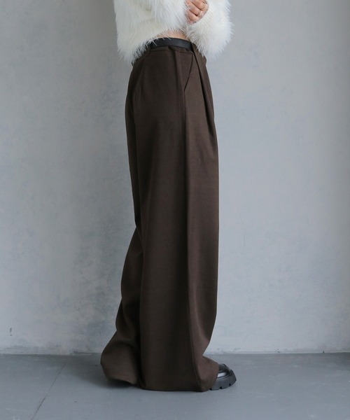 cheriella(シェリエラ)の「【cheriella】ベルト付きタックワイドパンツ(その他パンツ・レディース・ブラウン/グレー/ブラック・M)」の18枚目の写真