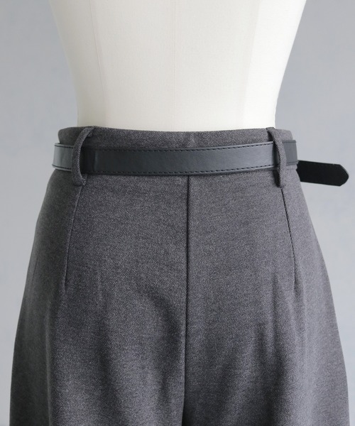 cheriella(シェリエラ)の「【cheriella】ベルト付きタックワイドパンツ(その他パンツ・レディース・ブラウン/グレー/ブラック・M)」の7枚目の写真