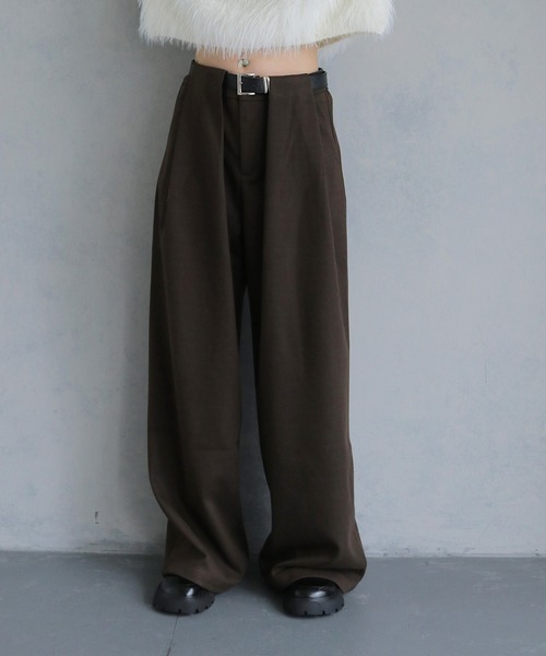 cheriella(シェリエラ)の「【cheriella】ベルト付きタックワイドパンツ(その他パンツ・レディース・ブラウン/グレー/ブラック・M)」の22枚目の写真