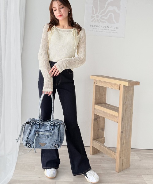 mily bilet(ミウィビレット)の「【mily bilet】大人かわいい肌見せを叶える。プレートデザイン前後2WAYメッシュ編み肩リボンニットプルオーバー(長袖)(ニット/セーター・レディース・アイボリー/ブラック/ブラウン・X-LARGE/SMALL/MEDIUM/LARGE)」の12枚目の写真