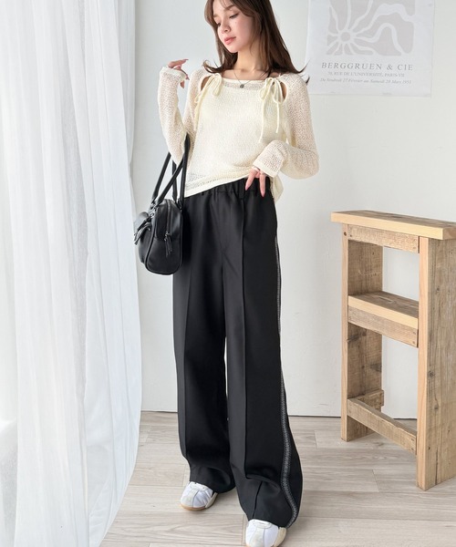 mily bilet(ミウィビレット)の「【mily bilet】大人かわいい肌見せを叶える。プレートデザイン前後2WAYメッシュ編み肩リボンニットプルオーバー(長袖)(ニット/セーター・レディース・アイボリー/ブラック/ブラウン・X-LARGE/SMALL/MEDIUM/LARGE)」の9枚目の写真