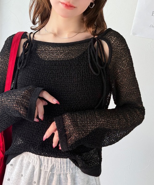 mily bilet(ミウィビレット)の「【mily bilet】大人かわいい肌見せを叶える。プレートデザイン前後2WAYメッシュ編み肩リボンニットプルオーバー(長袖)(ニット/セーター・レディース・アイボリー/ブラック/ブラウン・X-LARGE/SMALL/MEDIUM/LARGE)」の5枚目の写真